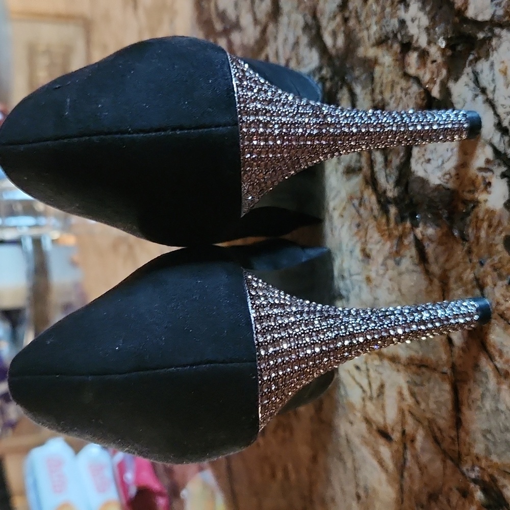 Nina Pumps
